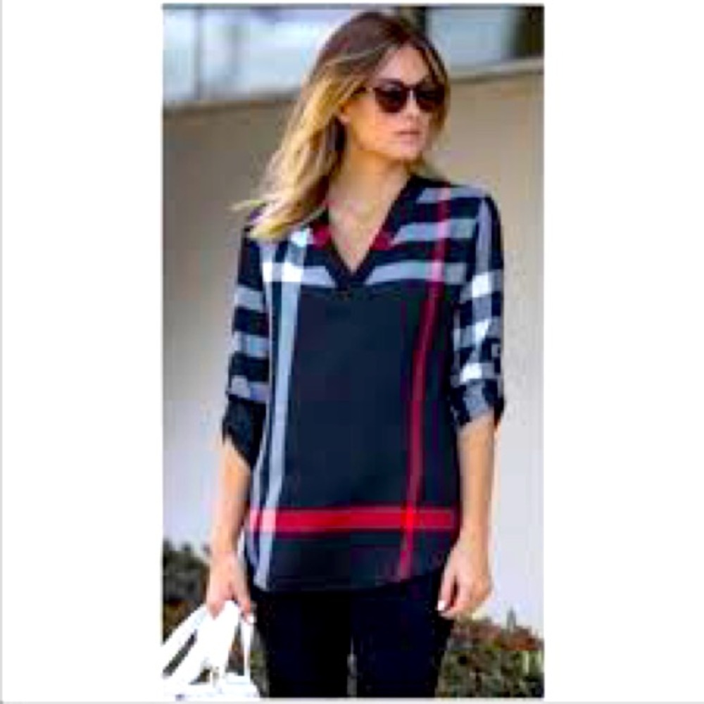 Great Shirt to wear with jeans or shorts!
